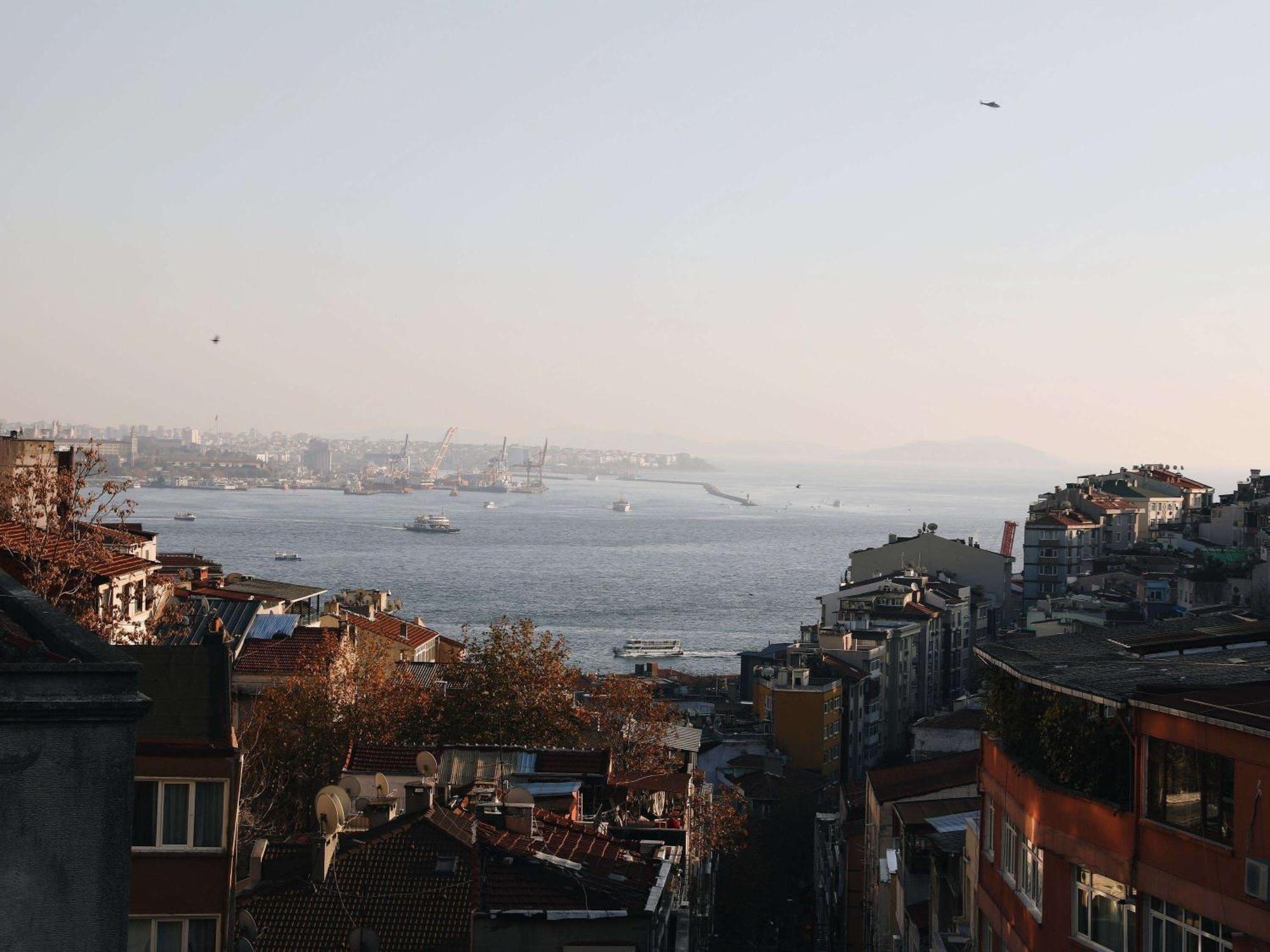 Sofitel Istanbul Taksim Hotel Exterior foto